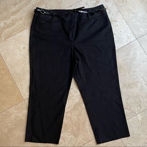 Dana Buchman Signature Belted Trouser Capris